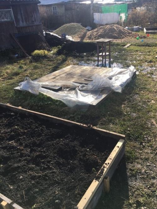 Небольшой, детский домик с Горкой 1. 7/2 м - неказистый немного, но зато своими руками. 06