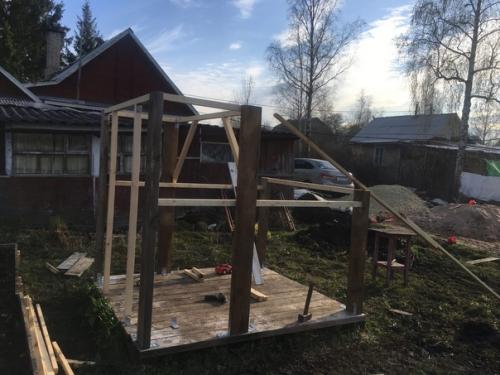 Небольшой, детский домик с Горкой 1. 7/2 м - неказистый немного, но зато своими руками. 04