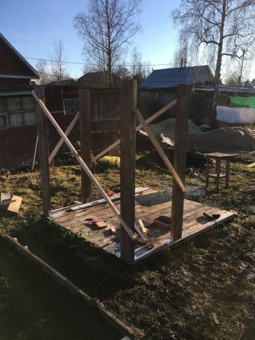 Небольшой, детский домик с Горкой 1. 7/2 м - неказистый немного, но зато своими руками. 05