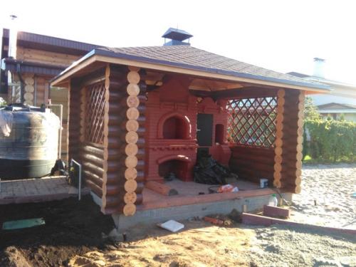 Сделали беседку с барбекю, испытания прошли успешно. 01