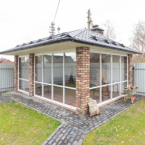 Сделали остекление - очень удобно.