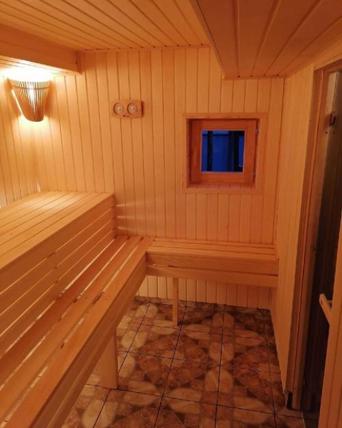 Автор Лёня митин. 01