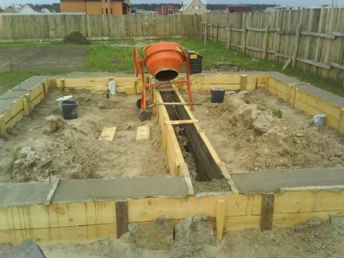 Симпатичный получился дачный дом.