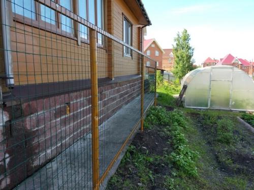 Здравствуйте, сделал шпалеру. 03