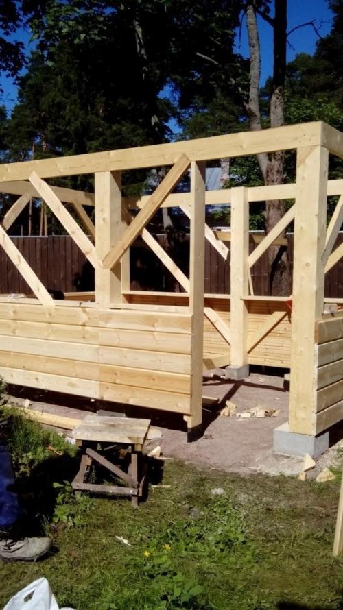 Сделал летом беседочку. 02