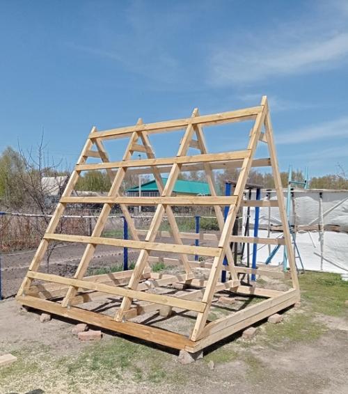 Наша беседка шалаш. 04