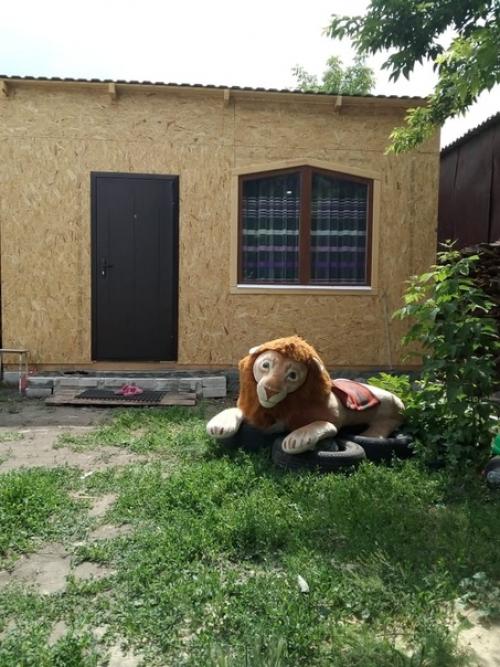 Просторная и светлая летняя, дачная кухня. 07