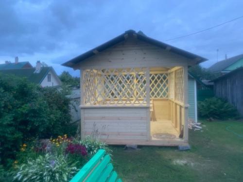 Делимся!  Может кому-то пригодится наш опыт в строительстве беседки. 06