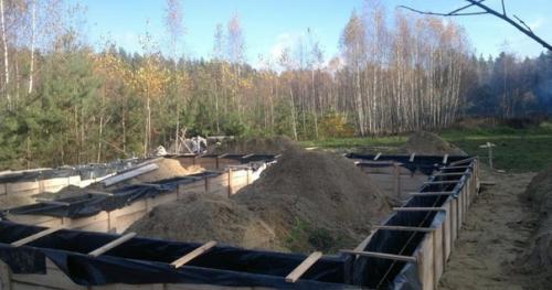 Построено для себя, вложена вся душа и силы.