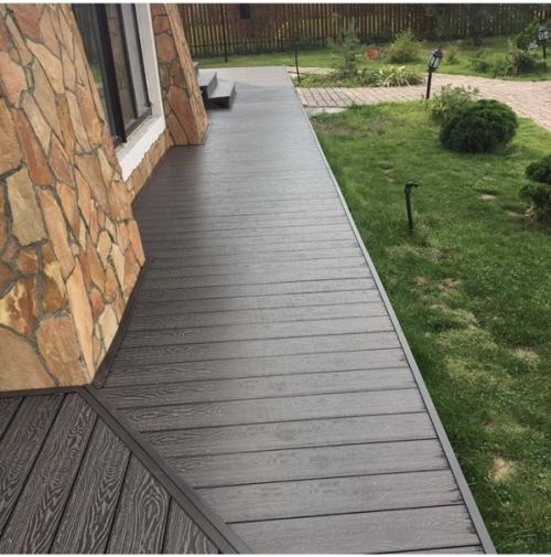 Смотрится аккуратно, но насколько долговечно такое покрытие? 01