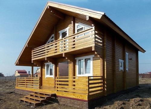 План и реализация дома из бруса, дом с мансардой, площадь - 116 кв.