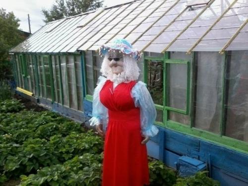 Пугало для дачи - несколько интересных вариантов. 04