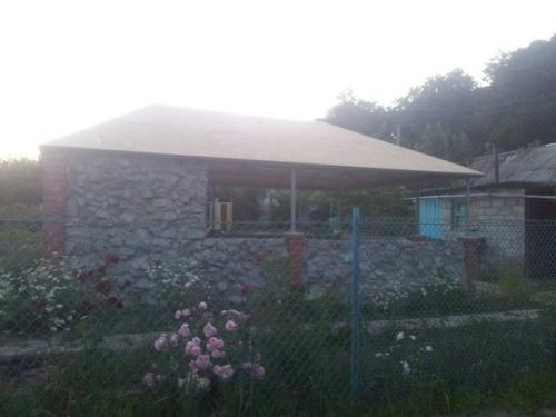 Построил своими руками при минимальных затратах. 05