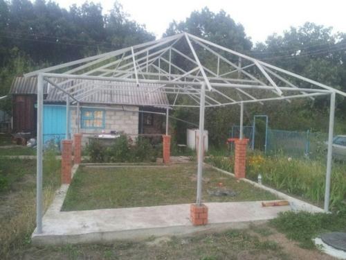 Построил своими руками при минимальных затратах. 01