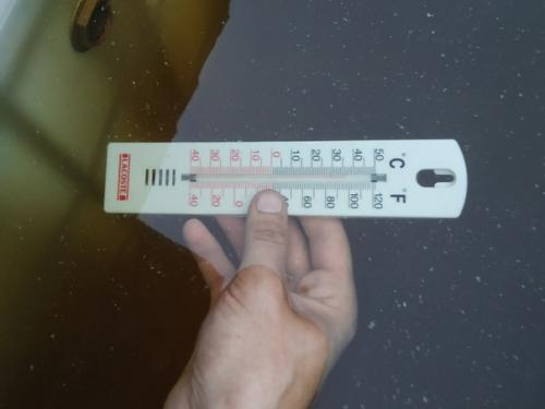 В это лето похоже бассейн не понадобится. 04