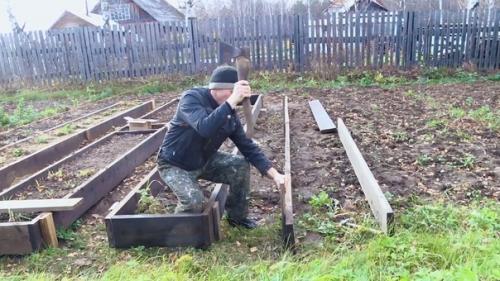 Самый бюджетный вариант возведения высоких грядок. 03