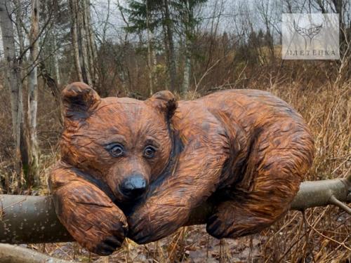 Здравствуйте!  Хочу поделиться первыми работами из дерева.