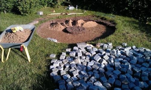 Абсолютно каждый человек любит отдых, и чтобы сделать его более приятнее, существует масса вариантов для таких целей. 02