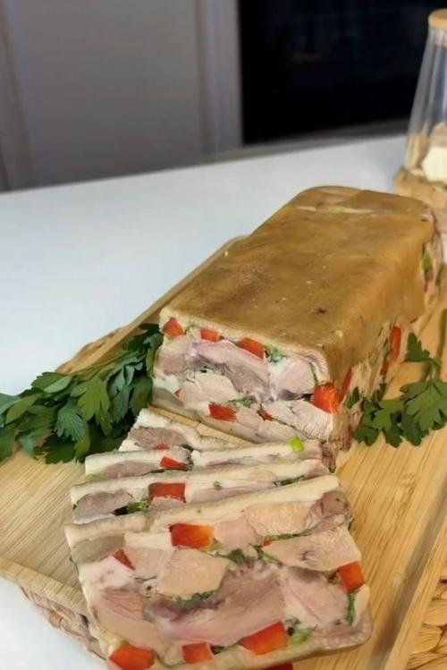 Рулет из рульки.
