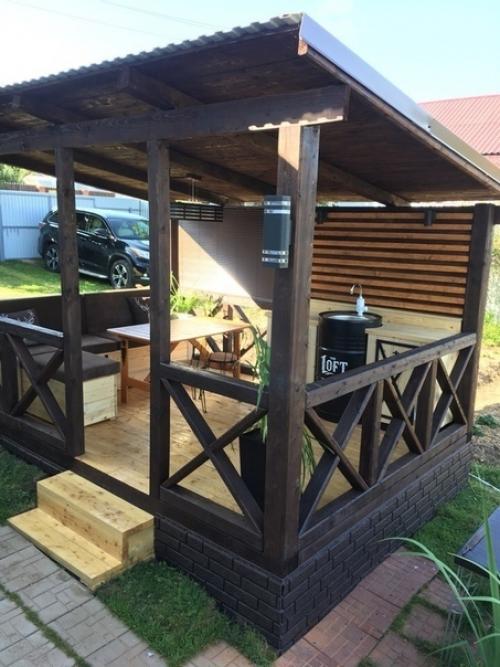 С каким вкусом и мастерством всё сделано, отсюда никуда не захочется уезжать. 02