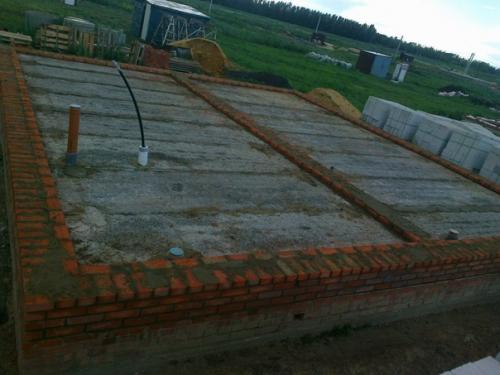 Только тот, кто построил дом, поймёт того, кто построил дом. 02