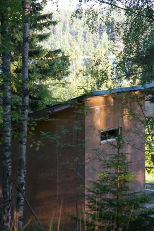 Маленький домик в Карелии для пребывания , внимание, только в выходные дни. 05