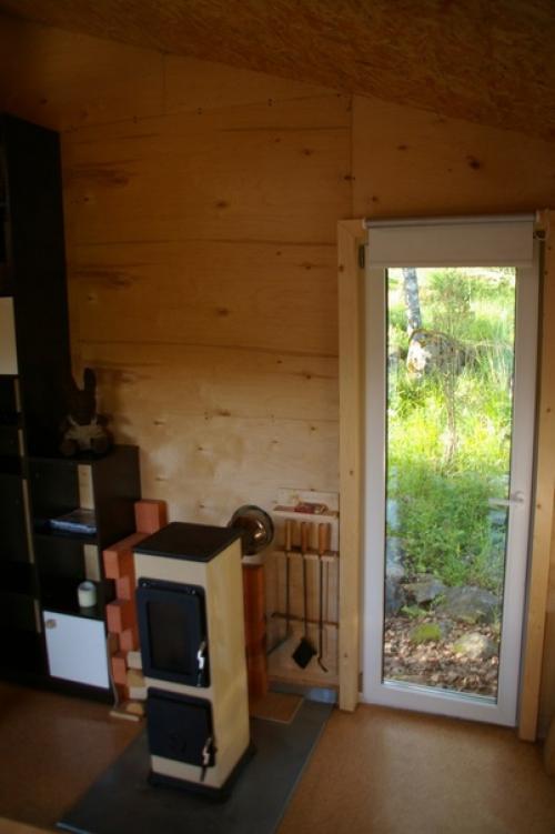 Маленький домик в Карелии для пребывания , внимание, только в выходные дни. 03