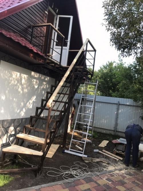 С такой помощницей любая работа ладится. 04