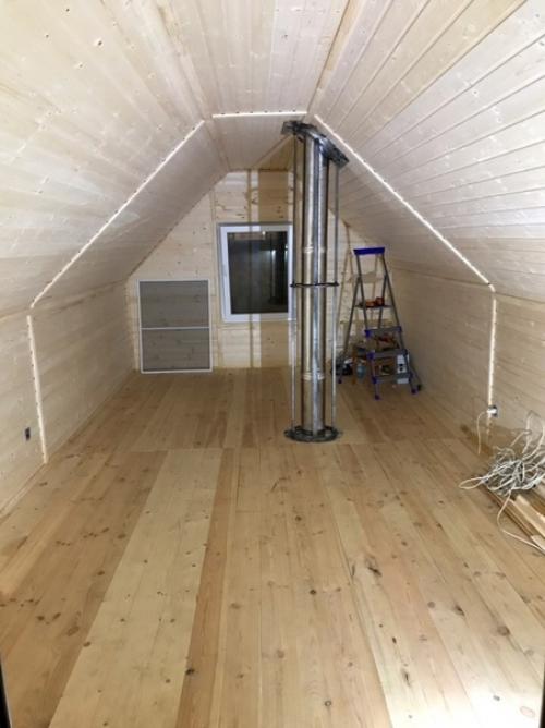 С такой помощницей любая работа ладится. 02