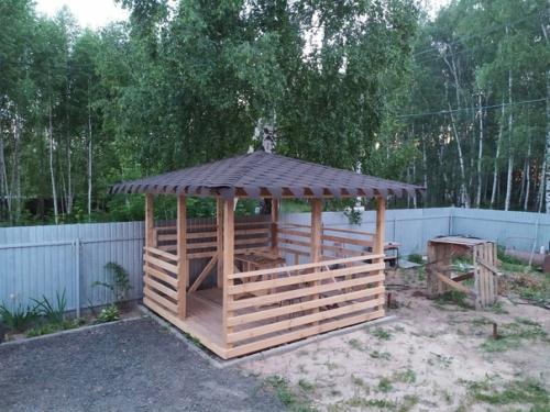 Сделал открытую беседку своими руками. 01