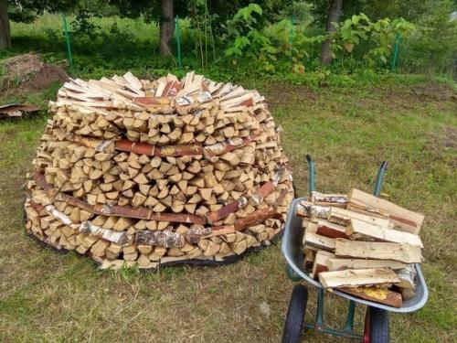 Любимая банька.  Очень нравится встречаться в ней тёплой дружеской компанией. 04