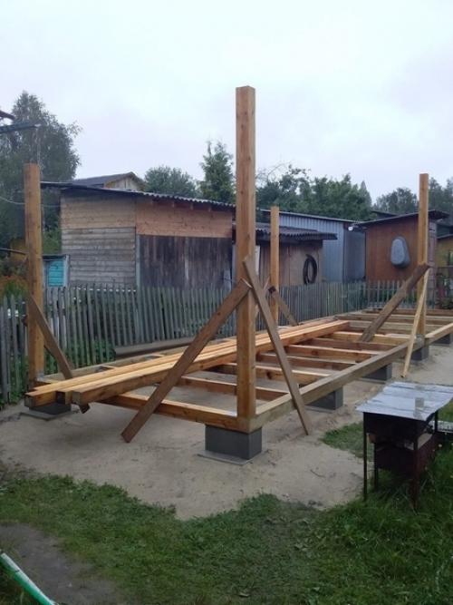 Хозблок, в котором три помещения различного назначения. 01